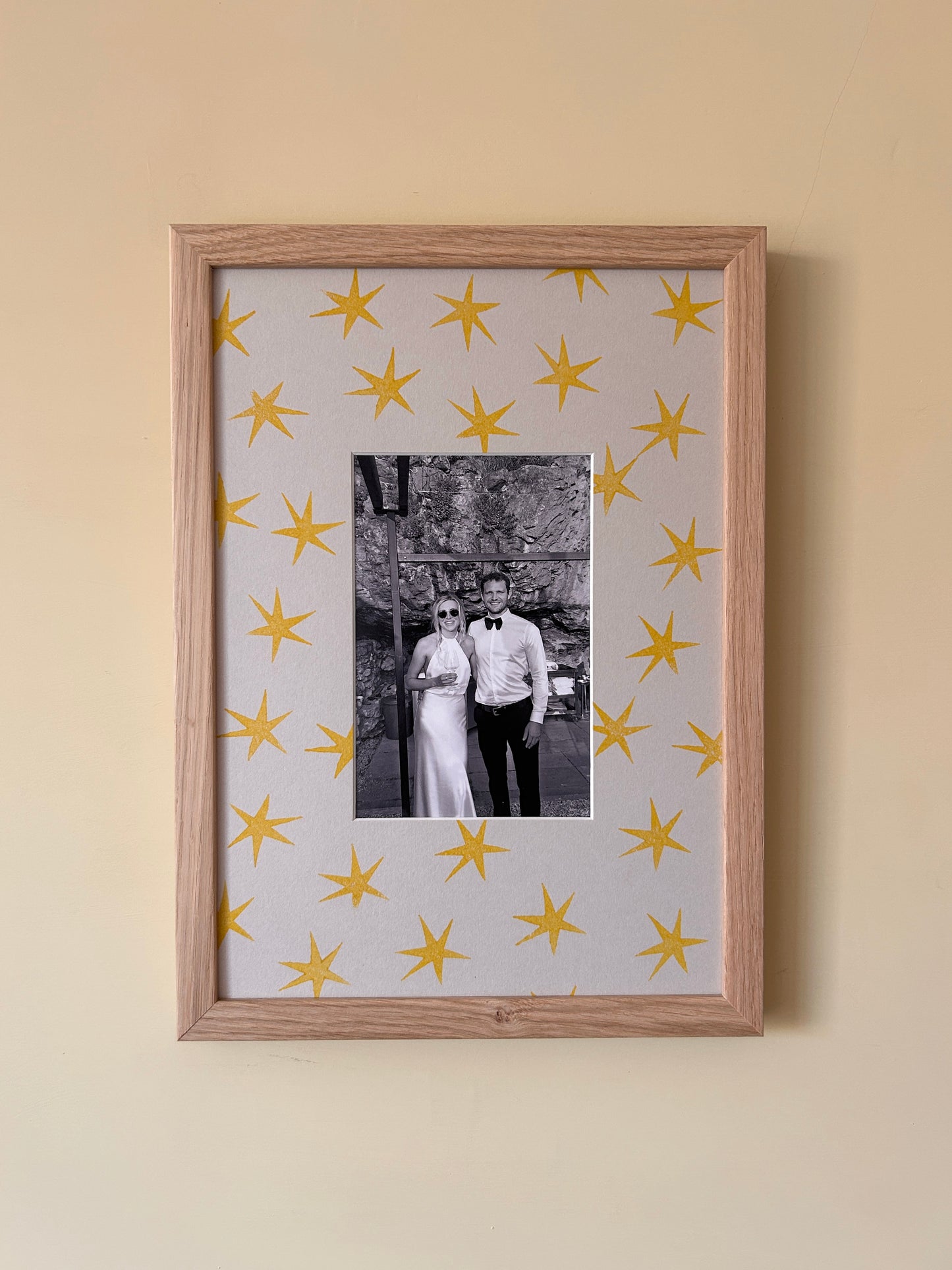 A4 Block Printed Star Mount