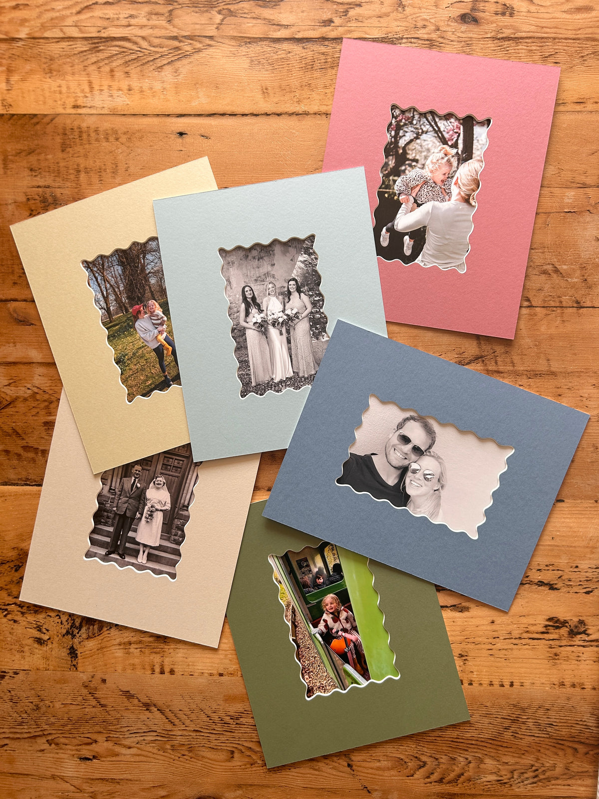 Foggle Mount 10X8 Inch Luxury Wiggle Mount (With Colour Options) – Framette