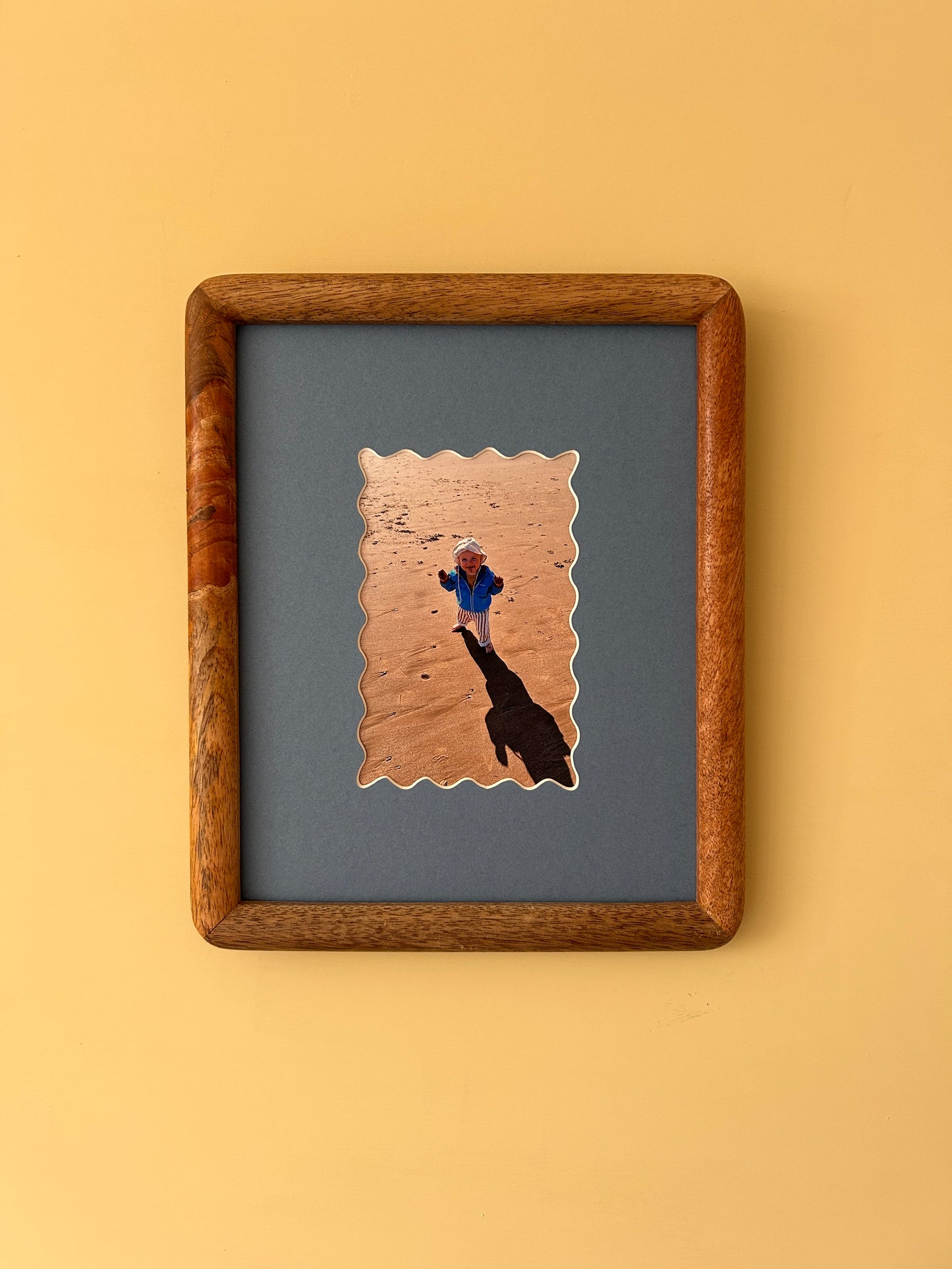 10X8 Inch Luxury Wiggle Mount (With Colour Options)